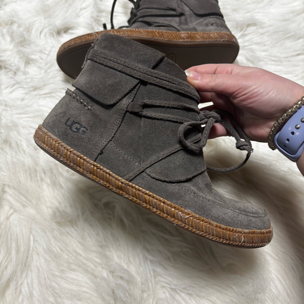 Ugg Reid Moccasin Lace Up Shoes In Dark Brown Size Women’s 5.5